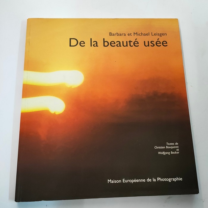 Featured image for “De la beauté usée / Barbara-Michael Leisgen / Paris audiovisuel / Photographie”
