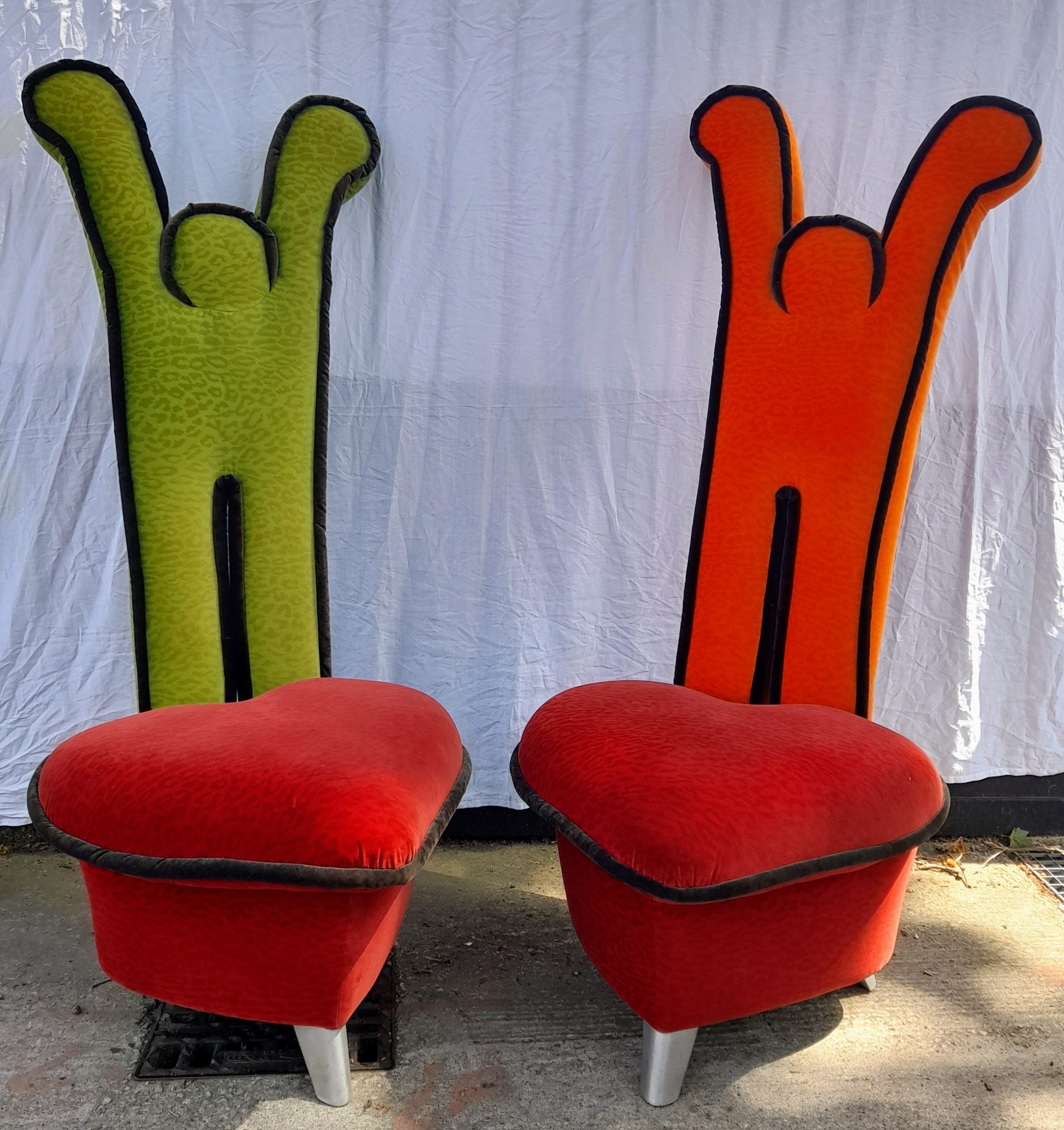 Featured image for “Paire de fauteuils Keith Haring editions Bretz”